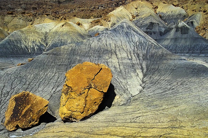 Falling-Rocks