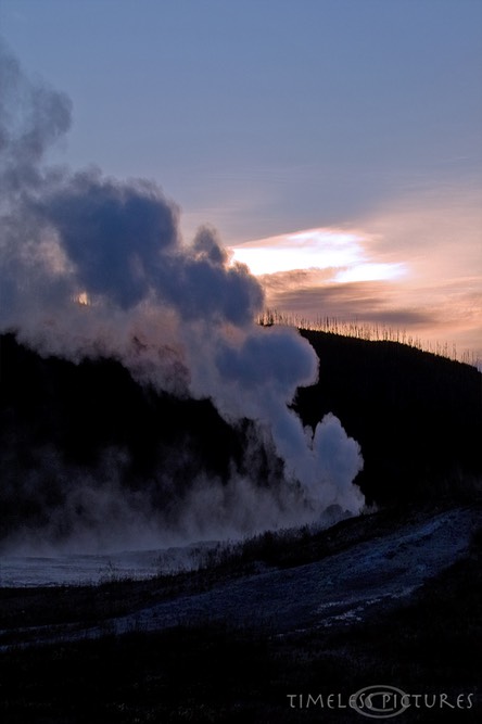 Sunrise-Old-Faithful