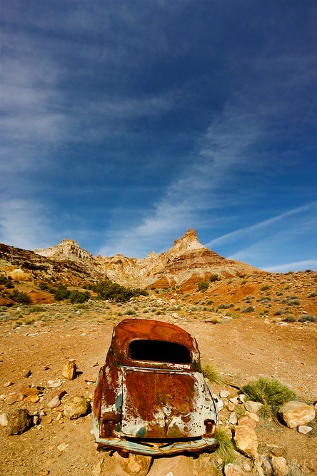 Temple-Mountain-Car