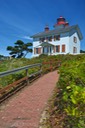 Yaquina-Bay-Lighthouse